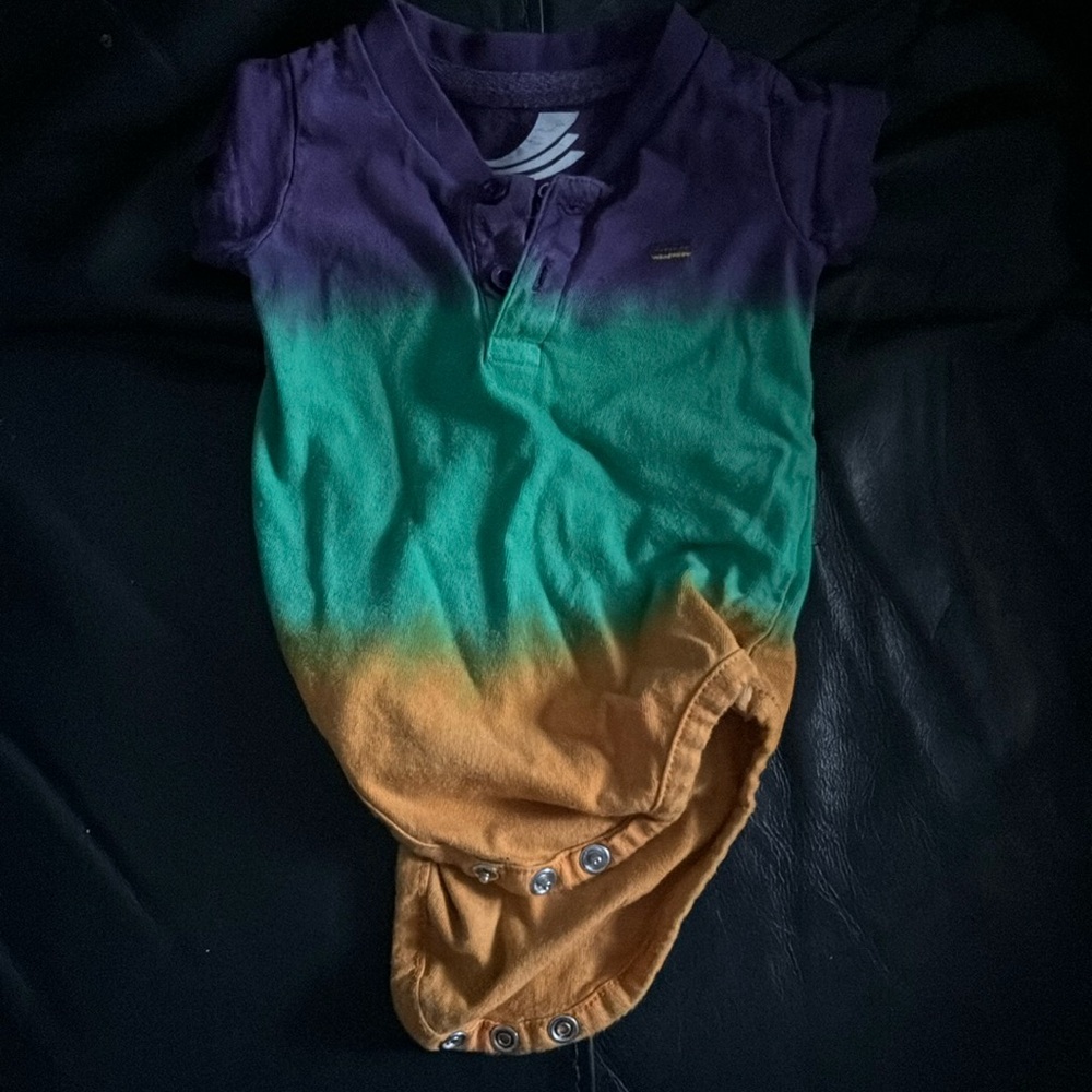 Baby boy clothes ranging from 0 to 6 months old. Very good condition!!!